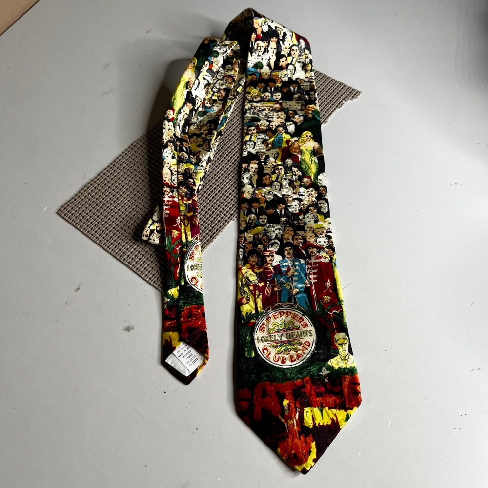 The Beatles Sgt Pepper Lonely Hearts Club Band Silk Tie RM Style Multi Color